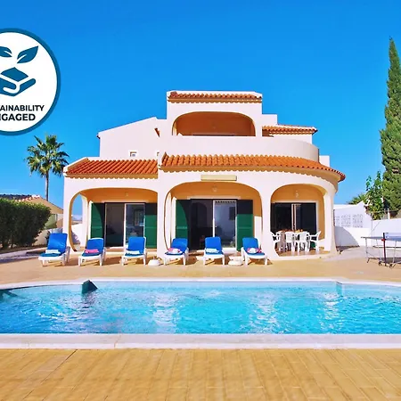 Βίλα Villa In Algarve Near Sandy Beaches Αλμπουφέιρα