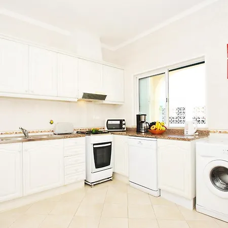 Villa In Algarve Near Sandy Beaches *