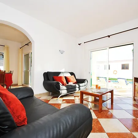 Villa In Algarve Near Sandy Beaches Βίλα Αλμπουφέιρα